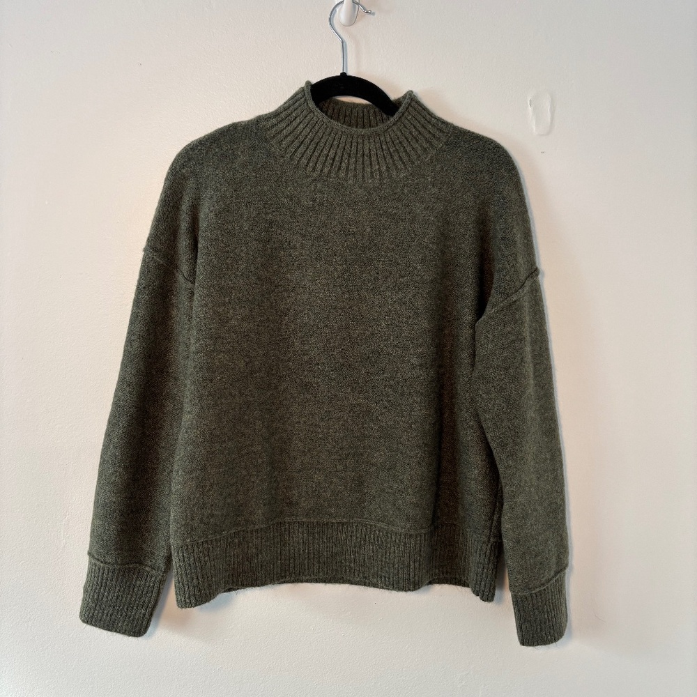 Universal Oversized Cozy Sweater
